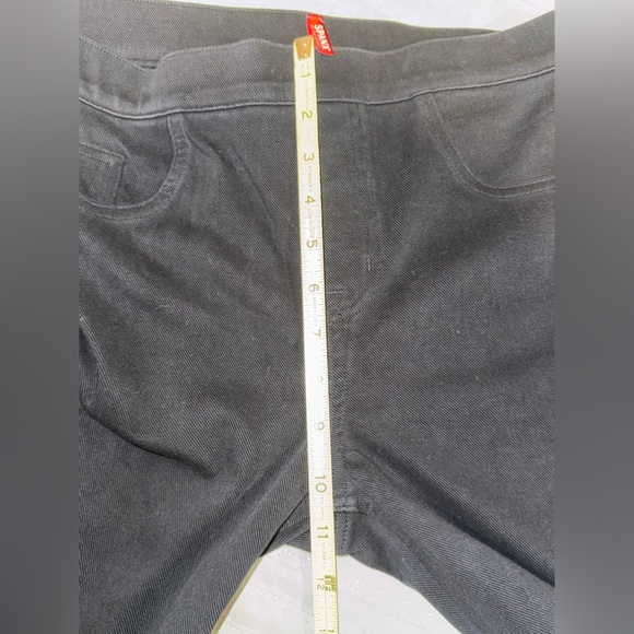 Spanx Women's Black Jeggings. Size M. GUC - Picture 6 of 9